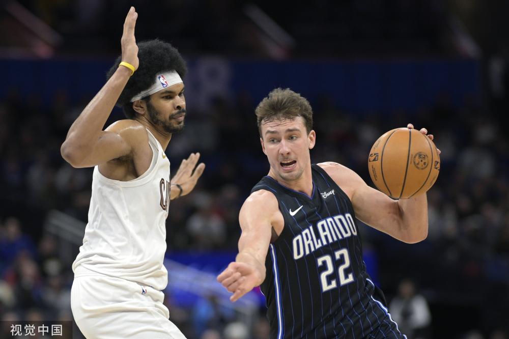 在拥挤的禁 在拥挤的禁